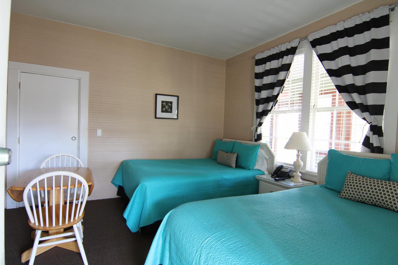 Holliday Inn Of פולי ביץ' מראה חיצוני תמונה